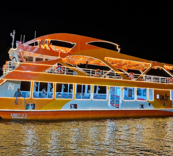 Ekta Dinner Cruise